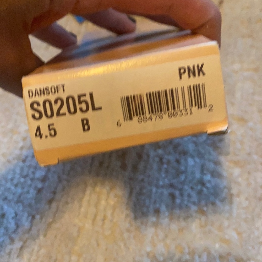 Ballet slippers Bloch size 4.5 brand new